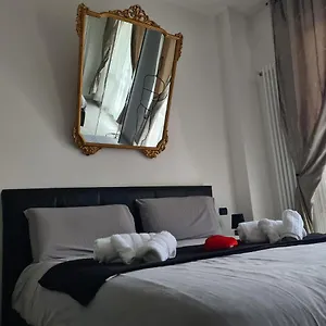 Casa Vacanza Luce , Côme Italia
